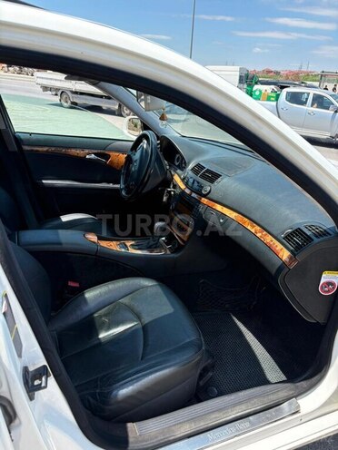 Mercedes E 220-6
