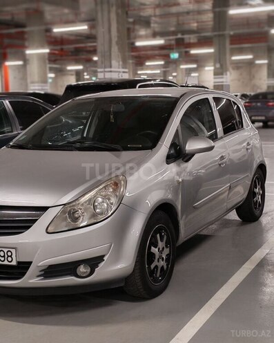 Opel Corsa-3