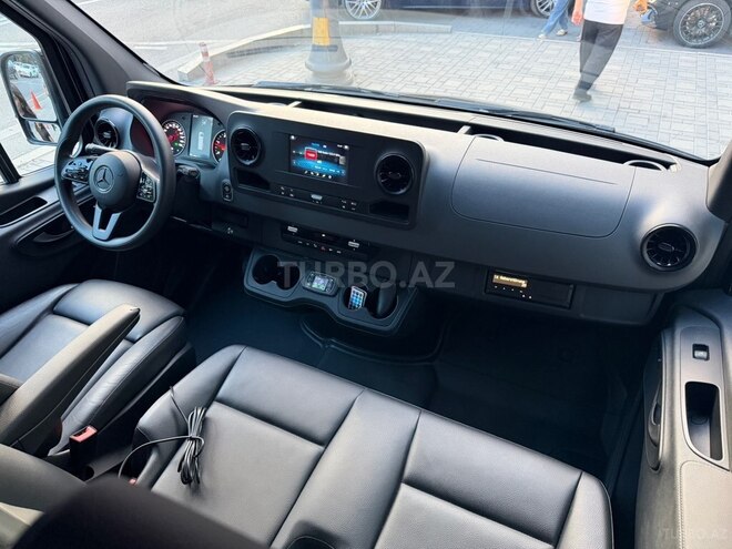Mercedes Sprinter 516-10