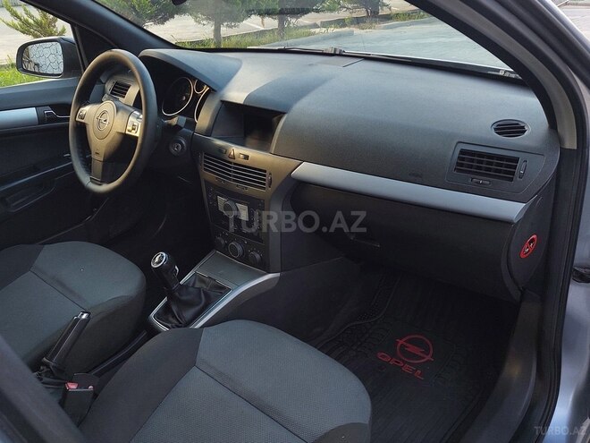 Opel Astra-18
