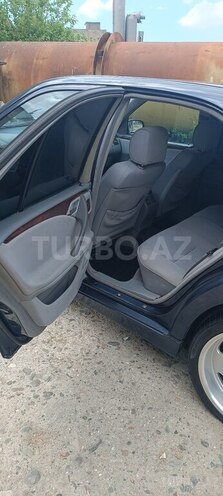 Mercedes E 230-12