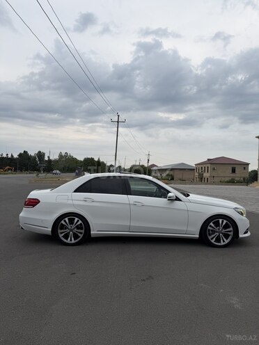 Mercedes E 220-4