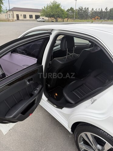 Mercedes E 220-8