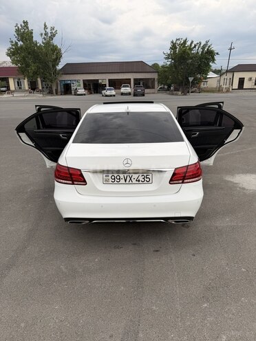 Mercedes E 220-7