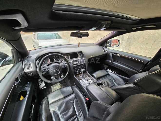 Audi Q7-10