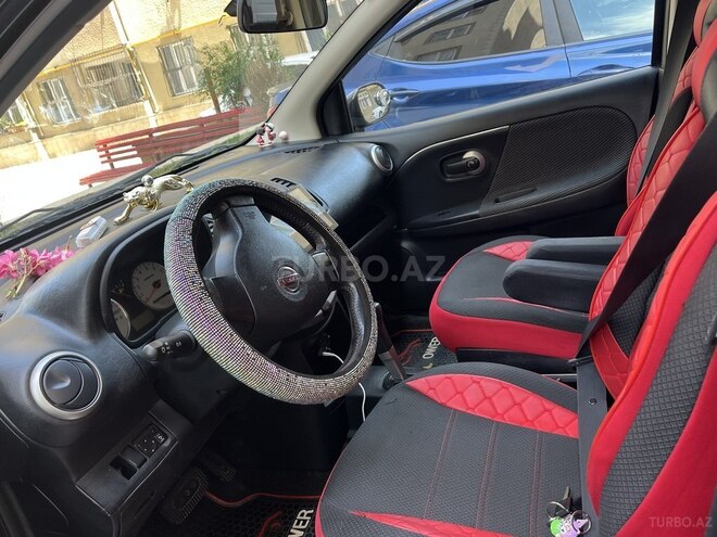 Nissan Note-9