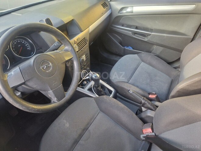 Opel Astra-7