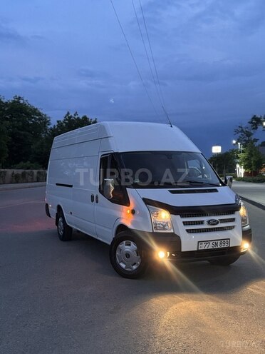 Ford Transit-1