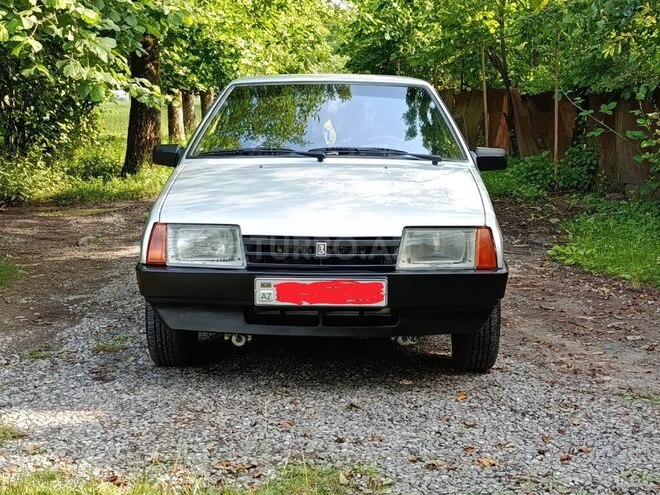 LADA (VAZ) 21099-1