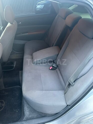 Toyota Prius-5
