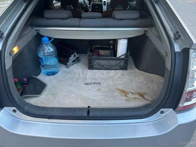 Toyota Prius-3
