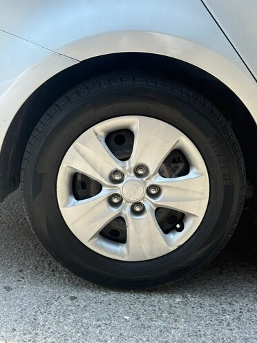 Kia Forte-7