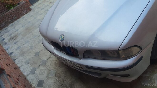 BMW 523-1