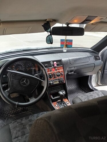 Mercedes C 180-5