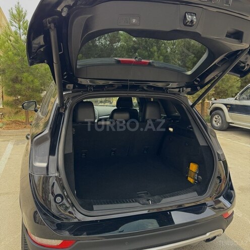 Lincoln MKC-7