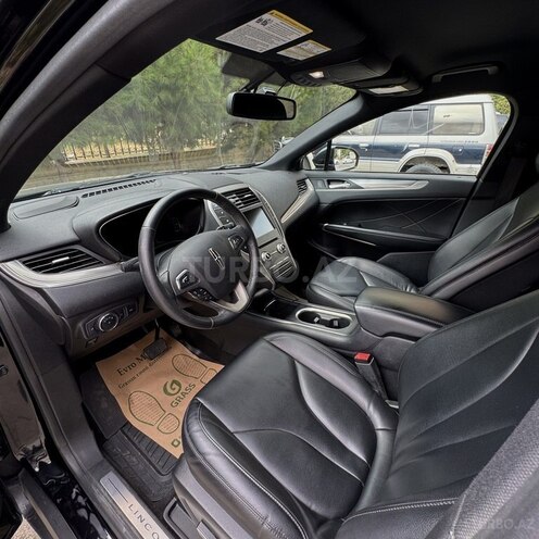 Lincoln MKC-11