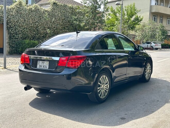 Chevrolet Cruze-6