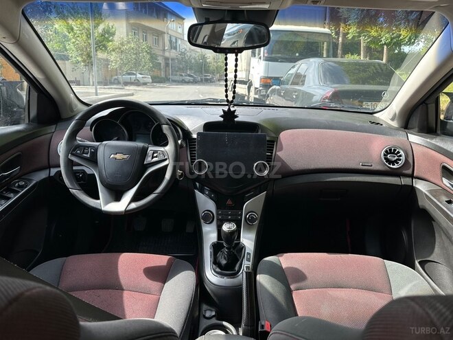 Chevrolet Cruze-8