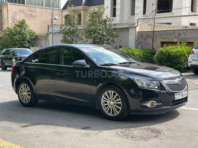 Chevrolet Cruze-1