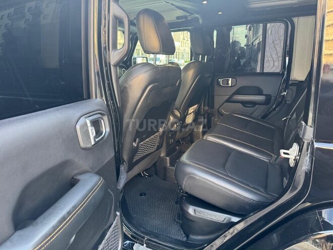 Jeep Wrangler-9