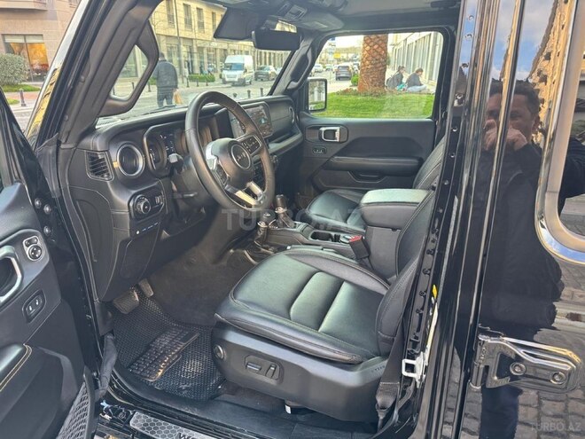 Jeep Wrangler-6