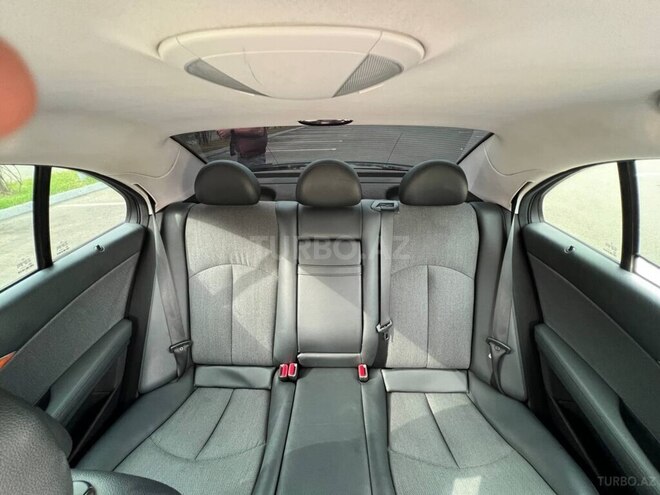 Mercedes E 220-10