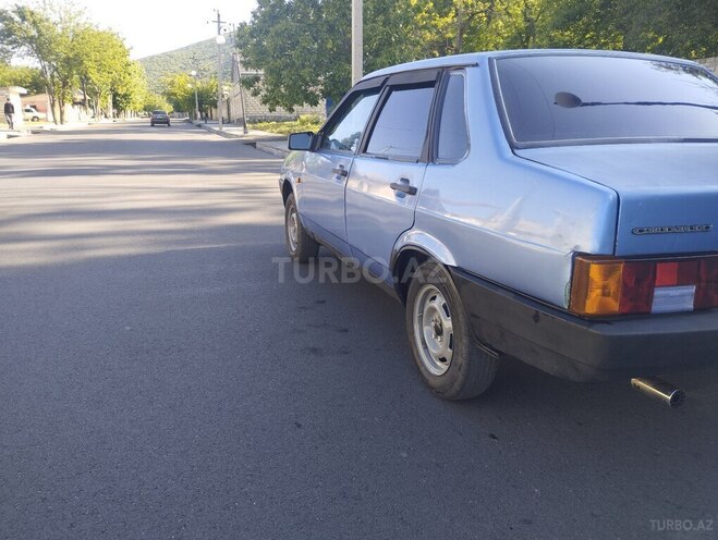 LADA (VAZ) 21099-4