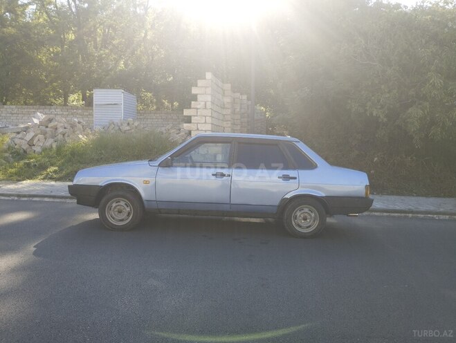 LADA (VAZ) 21099-10