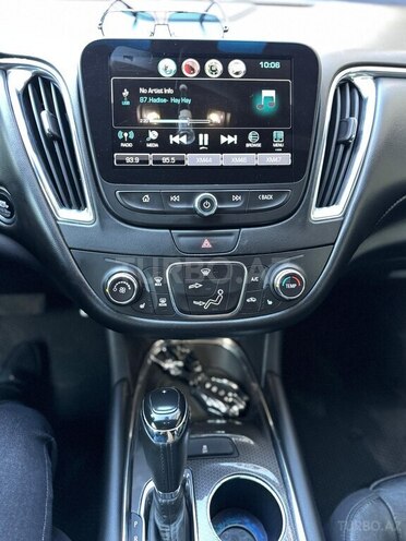 Chevrolet Malibu-13