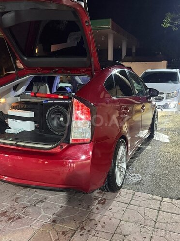 Toyota Prius-10