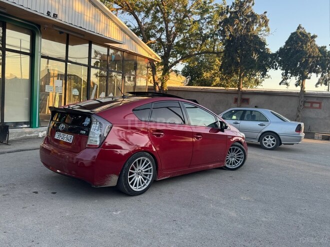 Toyota Prius-6