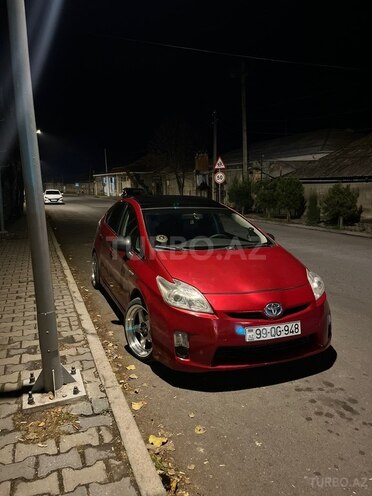 Toyota Prius-3