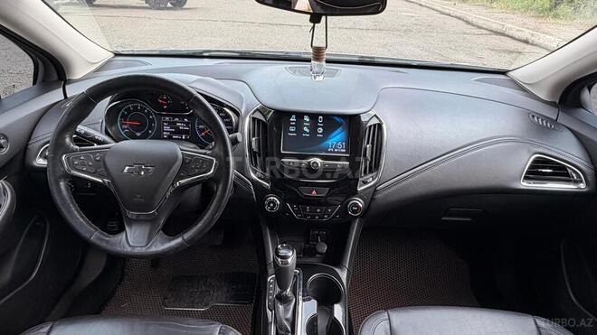 Chevrolet Cruze-9