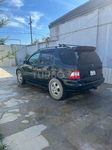Mercedes ML 320-6