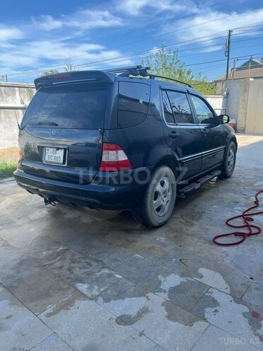 Mercedes ML 320-5