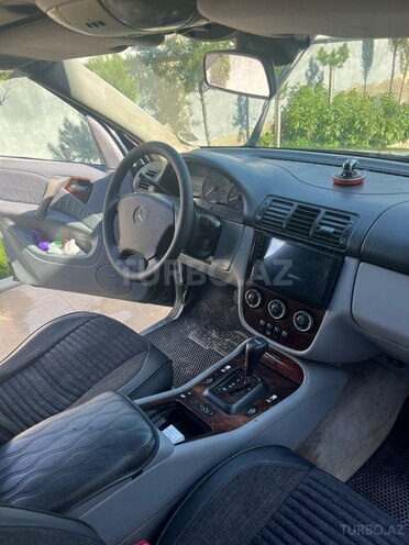 Mercedes ML 320-7