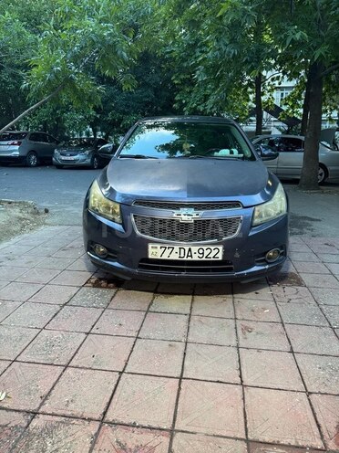 Chevrolet Cruze-1
