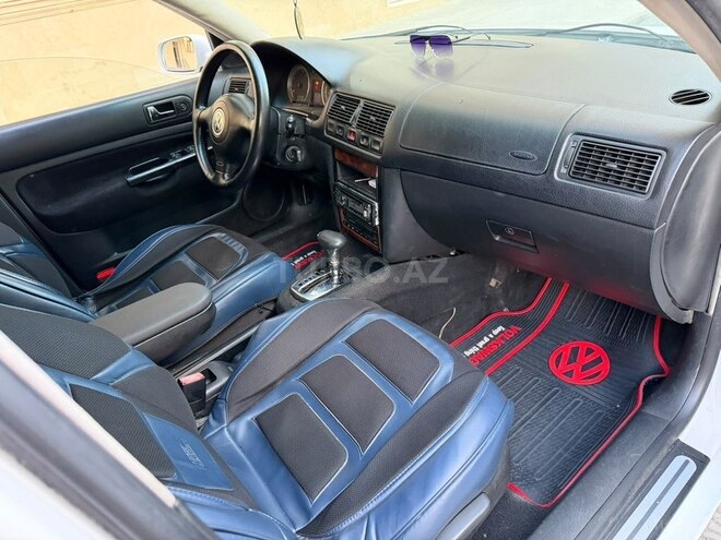 Volkswagen Bora-12