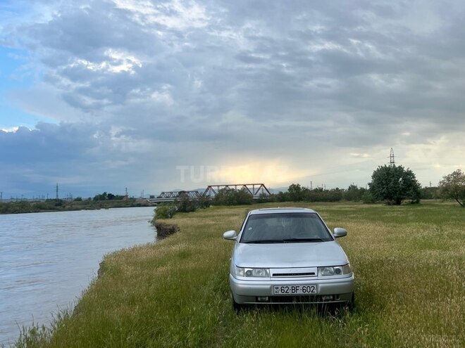 LADA (VAZ) 2110-4