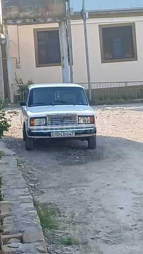 LADA (VAZ) 2107-1