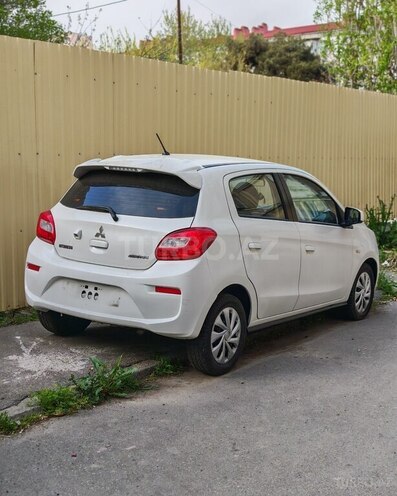 Mitsubishi Mirage-3