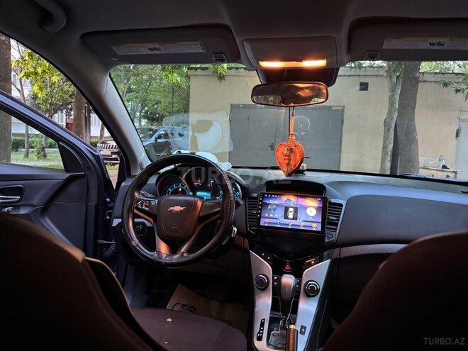 Chevrolet Cruze-6