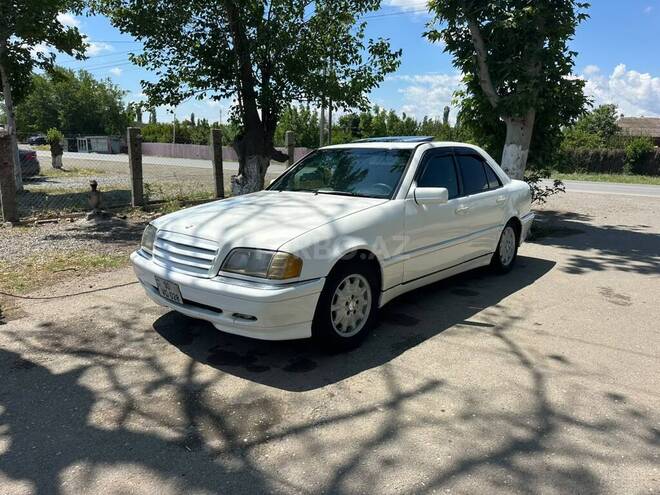 Mercedes C 230-21