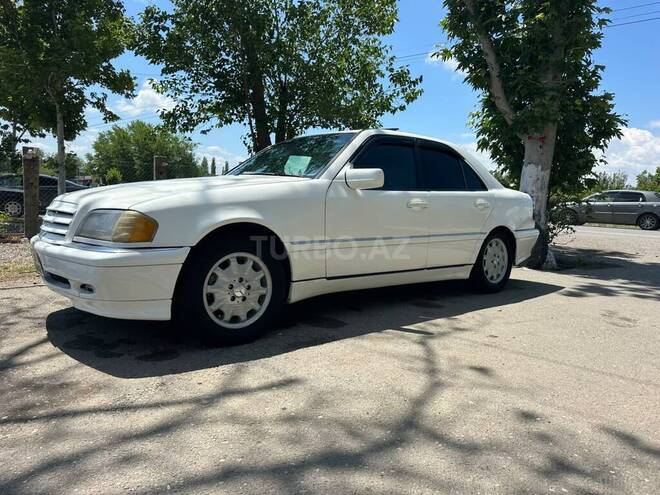 Mercedes C 230-8
