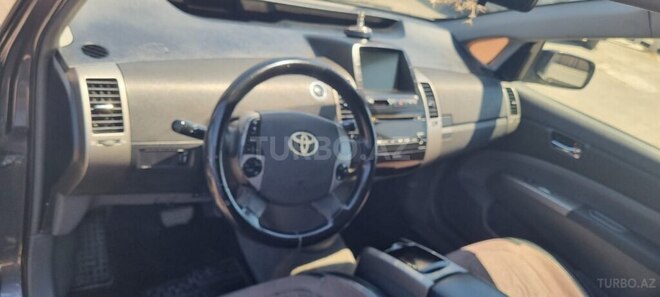 Toyota Prius-15