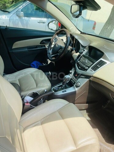 Chevrolet Cruze-7
