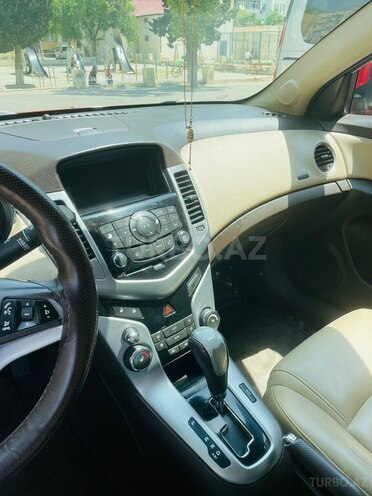 Chevrolet Cruze-5