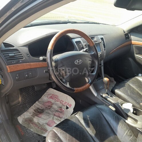 Hyundai Sonata-4