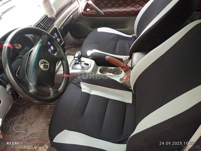 Volkswagen Passat-6