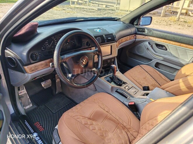 BMW 520-4